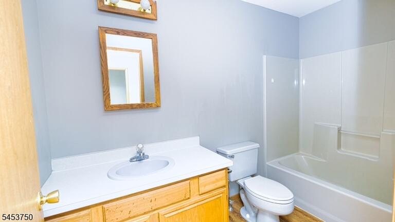 Property listing MLS 4046791 photo 31