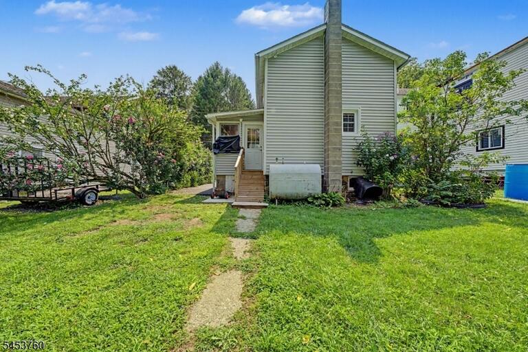 Property listing MLS 4046816 photo 23
