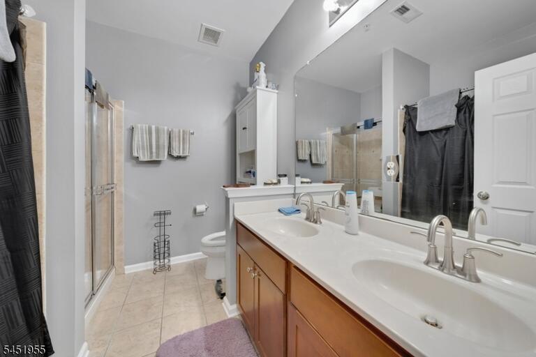Property listing MLS 4046848 photo 29