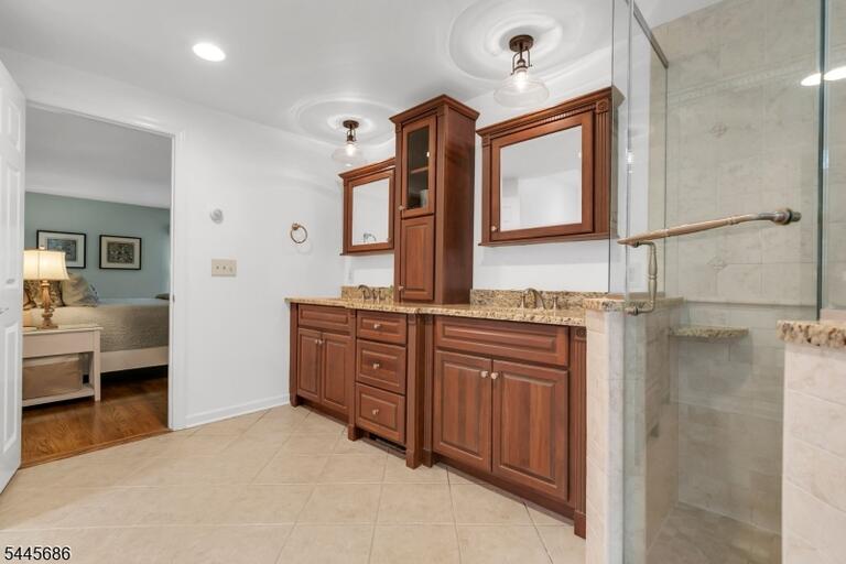 Property listing MLS 4046881 photo 26