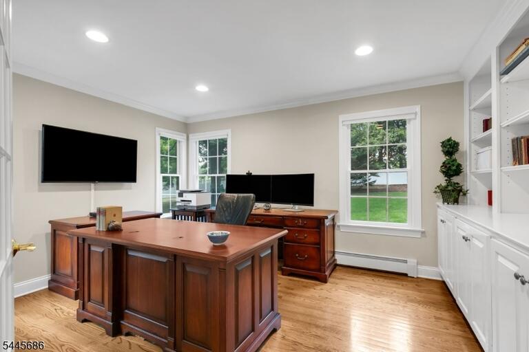 Property listing MLS 4046881 photo 9