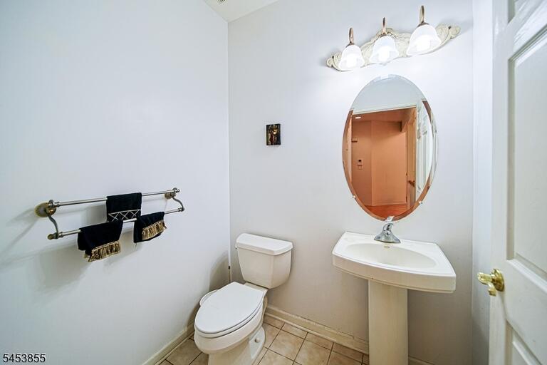 Property listing MLS 4046902 photo 21