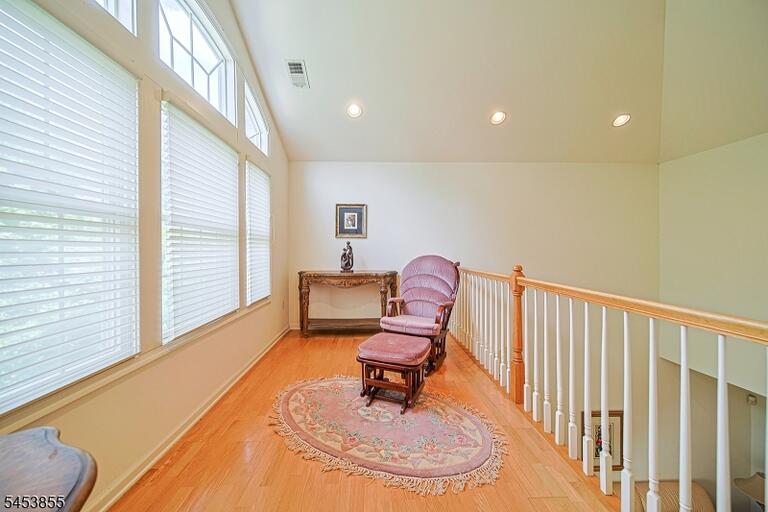 Property listing MLS 4046902 photo 22
