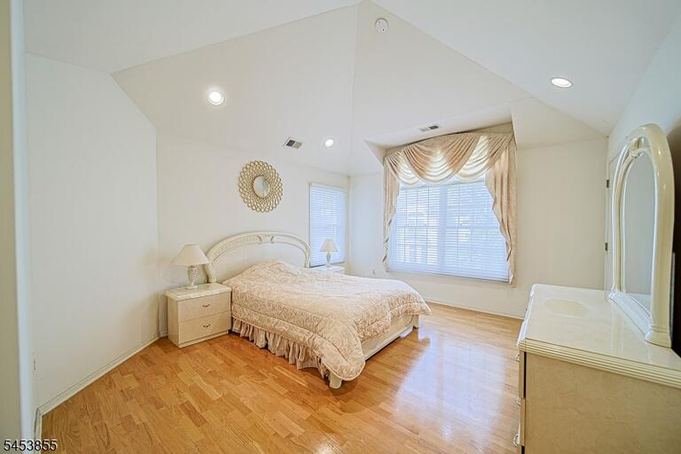 Property listing MLS 4046902 photo 23