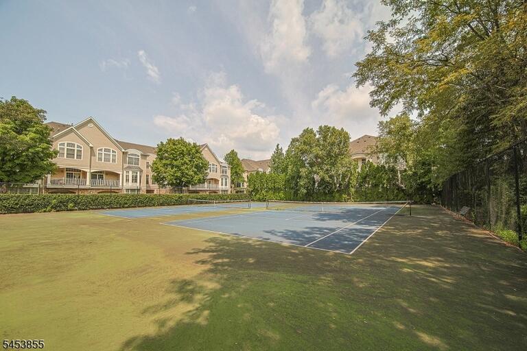 Property listing MLS 4046902 photo 46