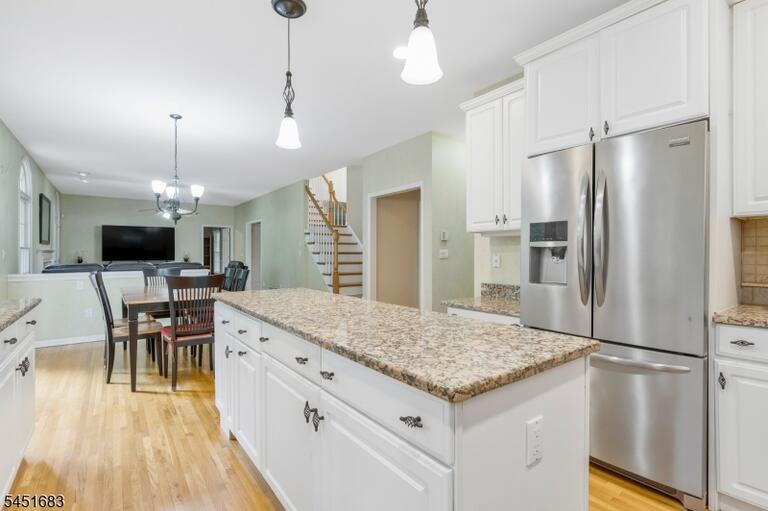 Property listing MLS 4046904 photo 14