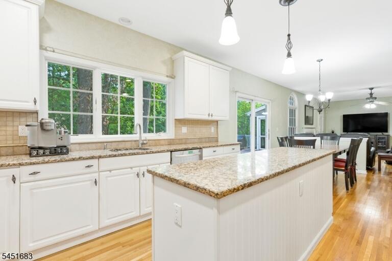 Property listing MLS 4046904 photo 15