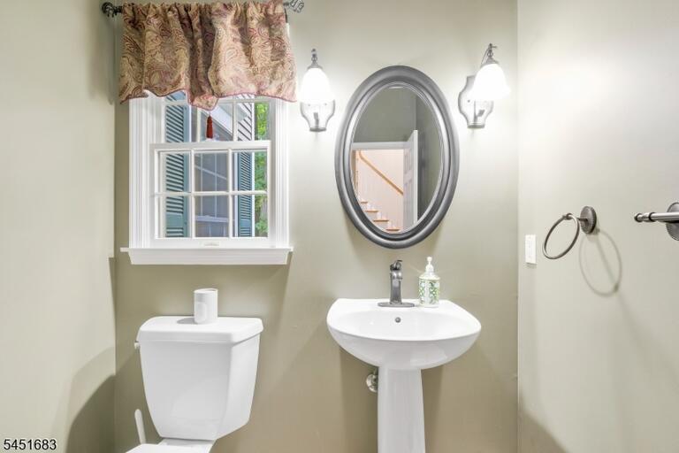 Property listing MLS 4046904 photo 20