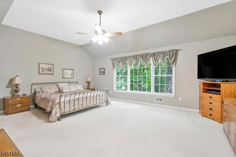 Property listing MLS 4046904 photo 22