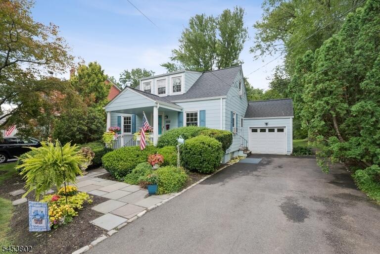 Property listing MLS 4046927 photo 4