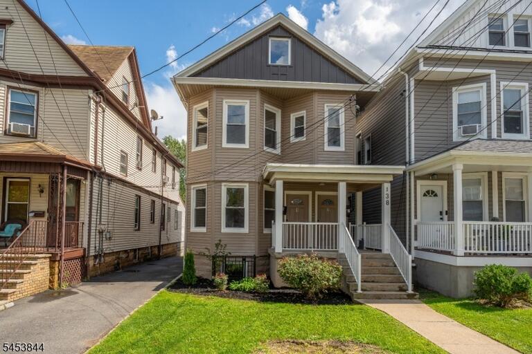 Property listing MLS 4046965 photo 1