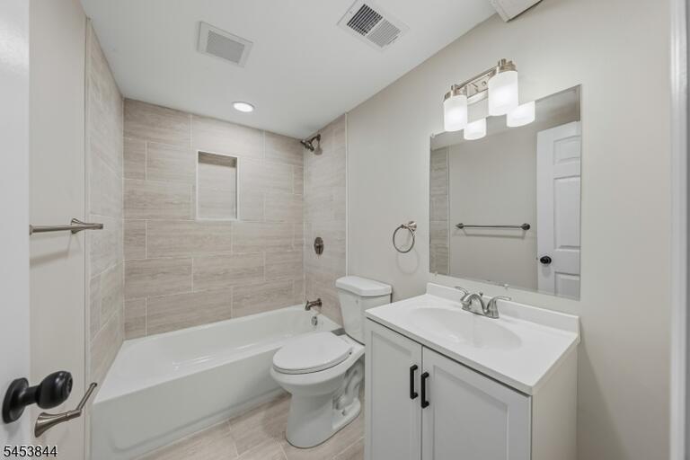 Property listing MLS 4046965 photo 13