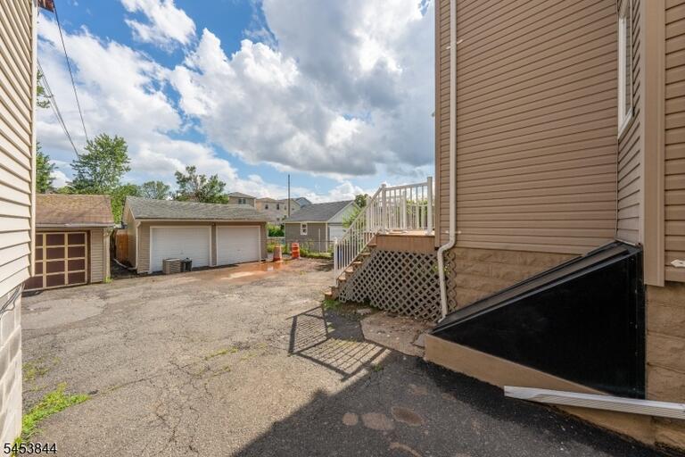 Property listing MLS 4046965 photo 18
