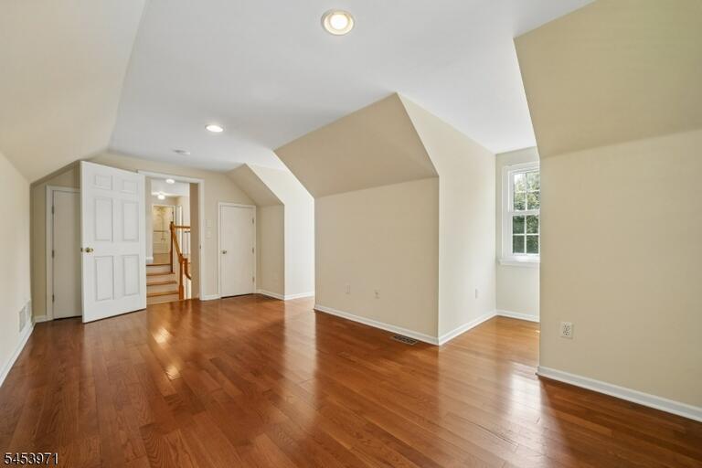 Property listing MLS 4046986 photo 22
