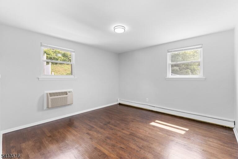 Property listing MLS 4047031 photo 22
