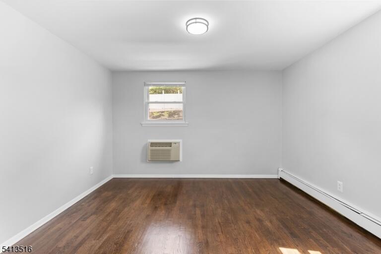 Property listing MLS 4047031 photo 23