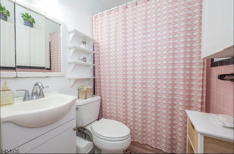 Property listing MLS 4047037 photo 9