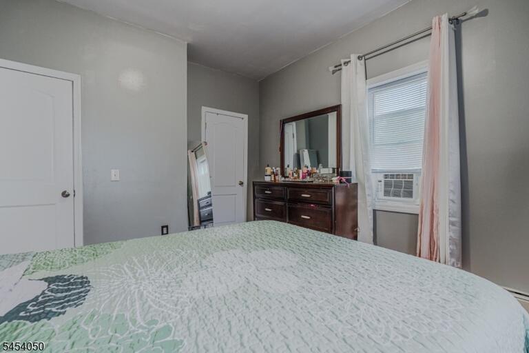 Property listing MLS 4047065 photo 12