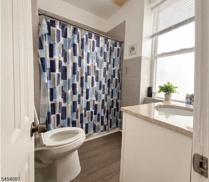 Property listing MLS 4047092 photo 7