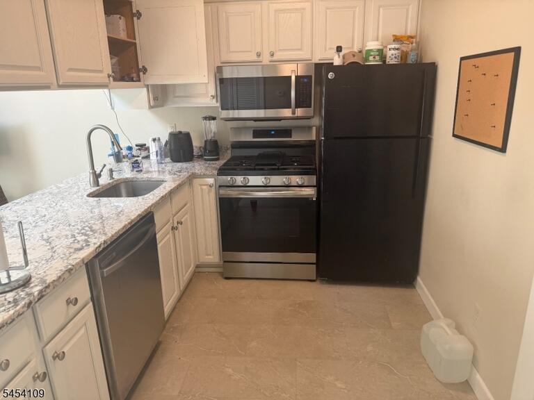 Property listing MLS 4047101 photo 5