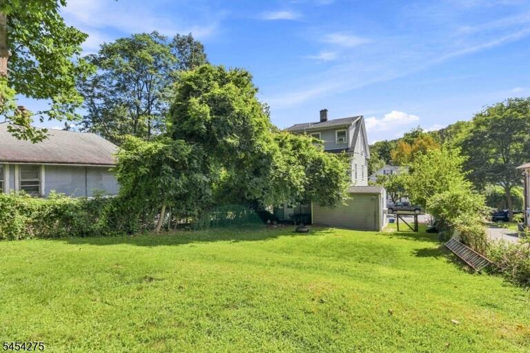 Property listing MLS 4047224 photo 3