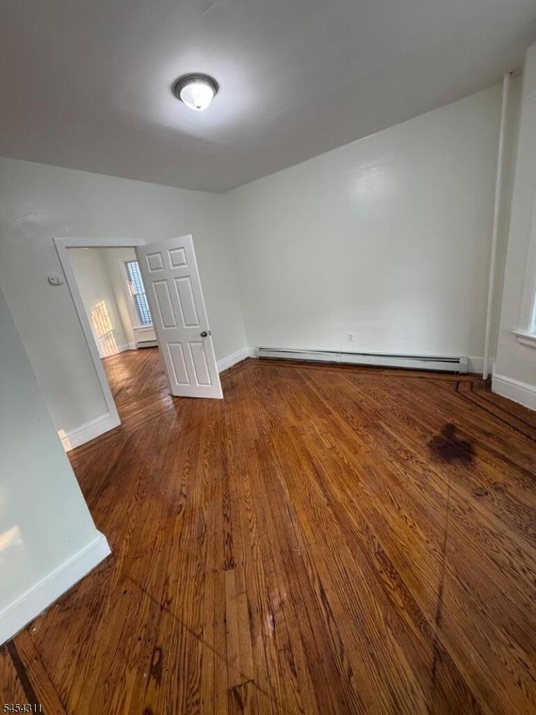 Property listing MLS 4047247 photo 1