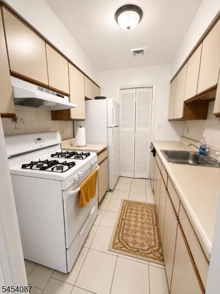 Property listing MLS 4047250 photo 4