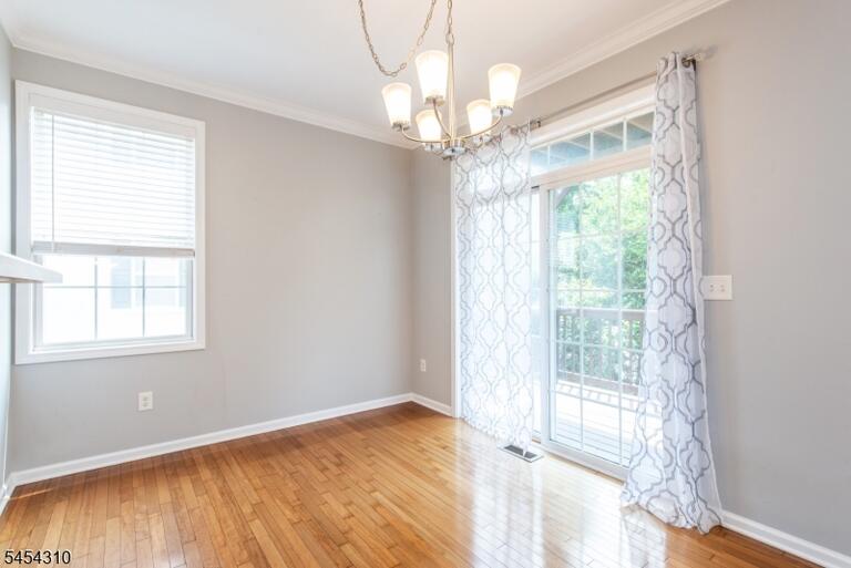 Property listing MLS 4047256 photo 10