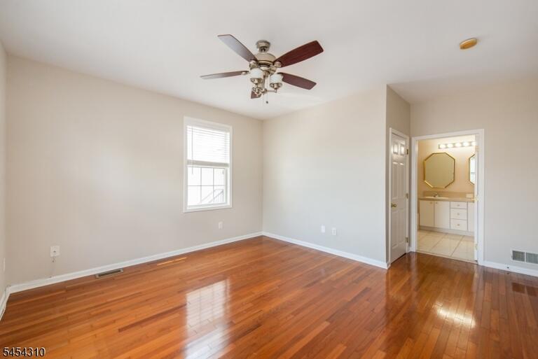 Property listing MLS 4047256 photo 12