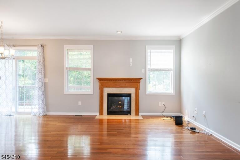 Property listing MLS 4047256 photo 4