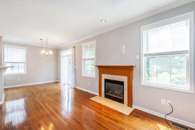 Property listing MLS 4047256 photo 5