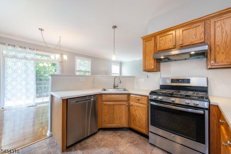 Property listing MLS 4047256 photo 6