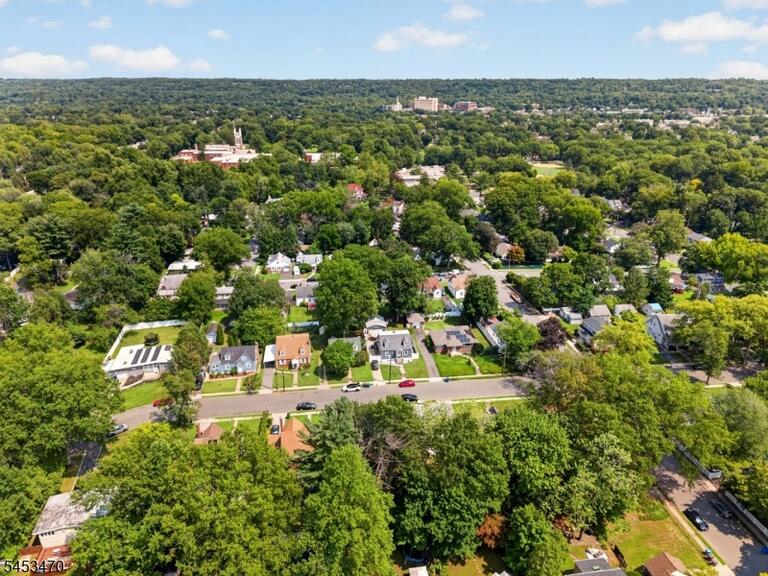 Property listing MLS 4047276 photo 8