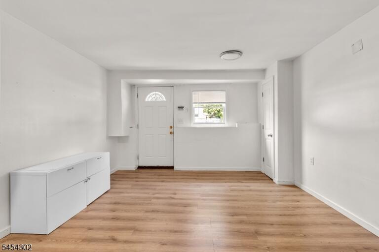 Property listing MLS 4047280 photo 20