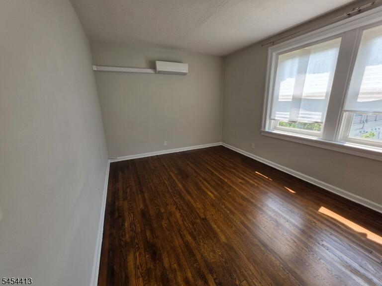 Property listing MLS 4047321 photo 11