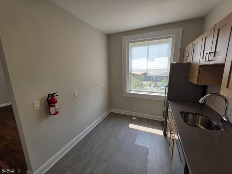 Property listing MLS 4047321 photo 4