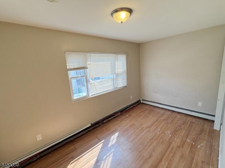 Property listing MLS 4047336 photo 8