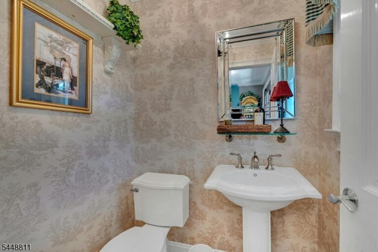 Property listing MLS 4047342 photo 25