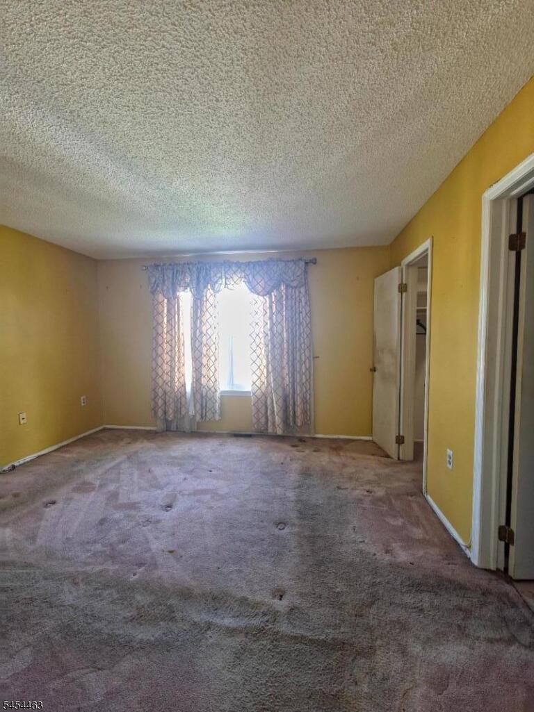 Property listing MLS 4047360 photo 22