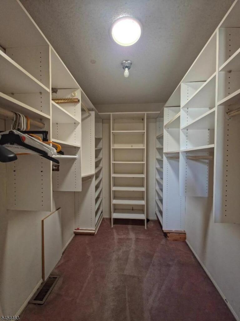 Property listing MLS 4047360 photo 24