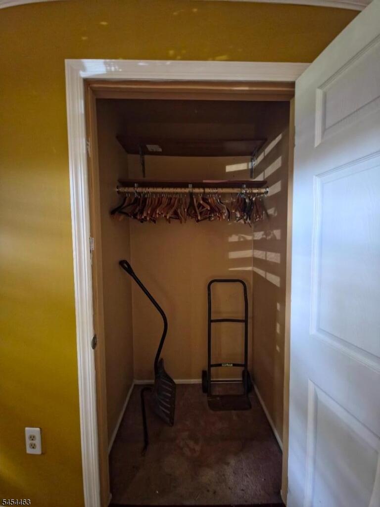 Property listing MLS 4047360 photo 31