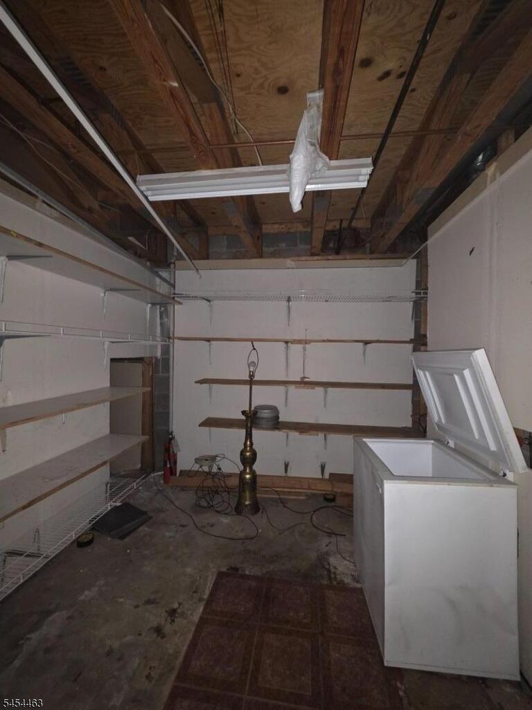 Property listing MLS 4047360 photo 38