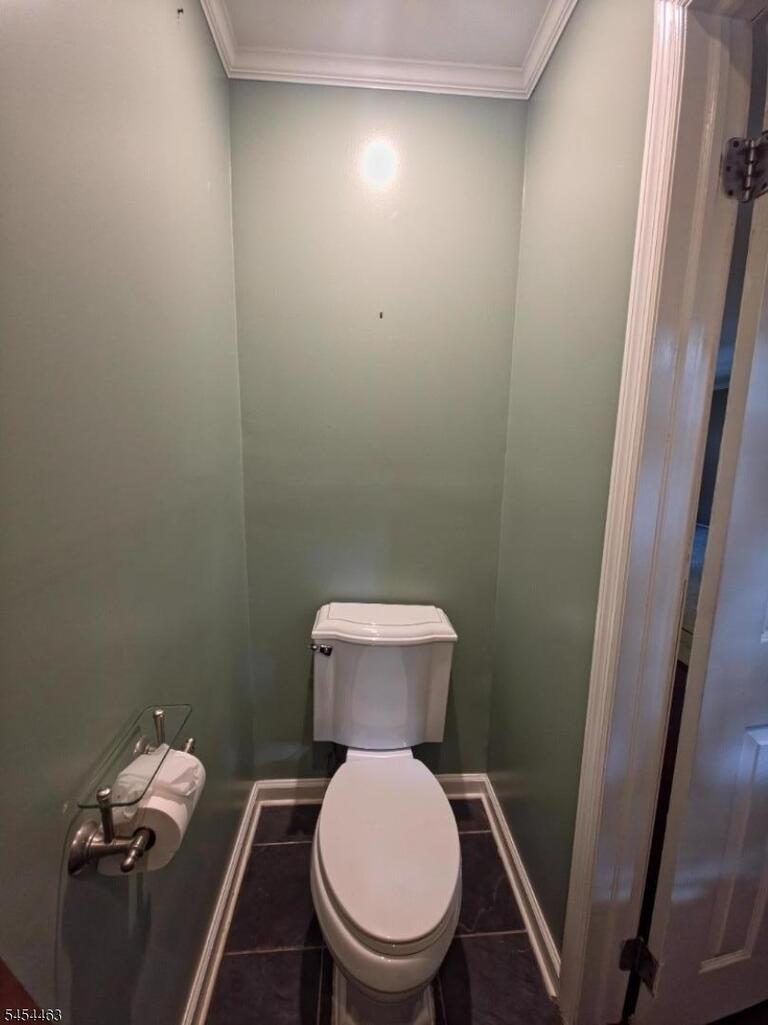 Property listing MLS 4047360 photo 5