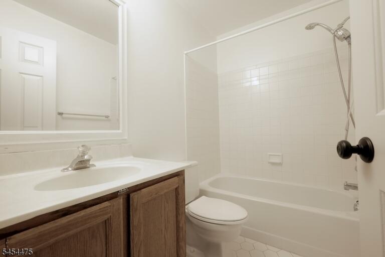 Property listing MLS 4047366 photo 15