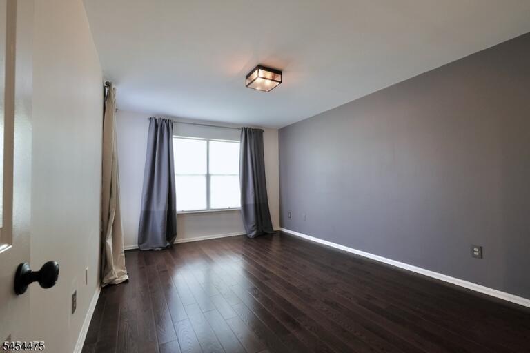 Property listing MLS 4047366 photo 8