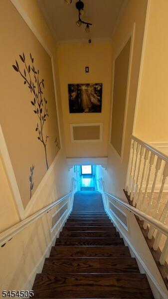 Property listing MLS 4047394 photo 3