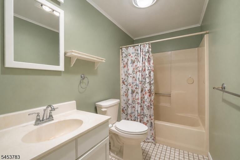 Property listing MLS 4047401 photo 14