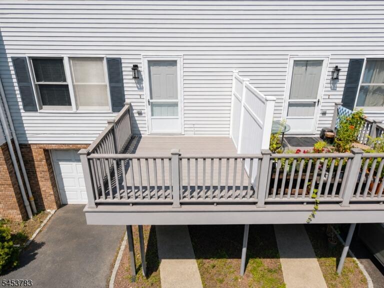 Property listing MLS 4047401 photo 16