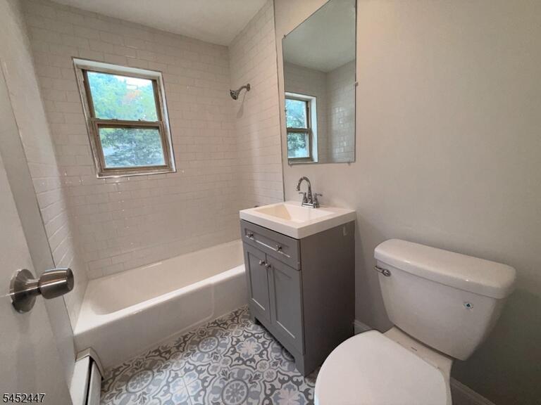 Property listing MLS 4047413 photo 14