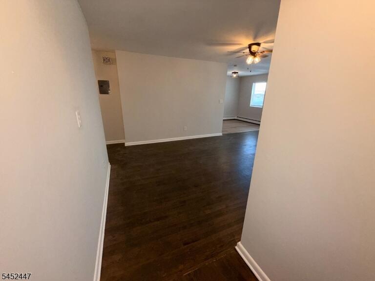 Property listing MLS 4047413 photo 2